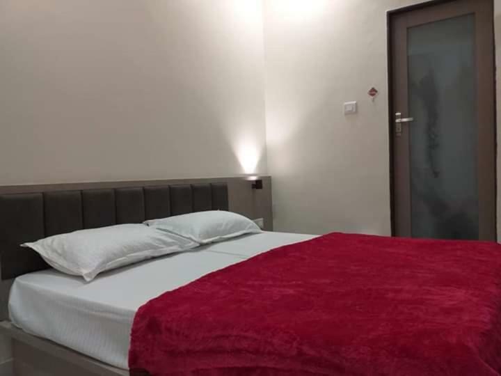 Hotel Diamond Castle Pāli 外观 照片
